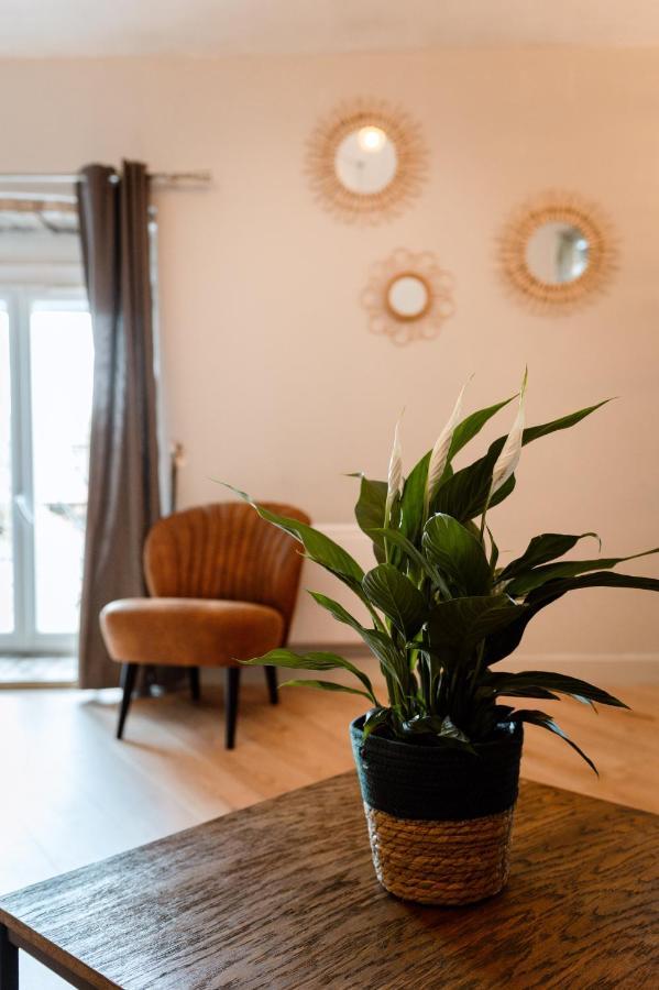 Apartamento Les Nuits Lupéennes Exterior foto